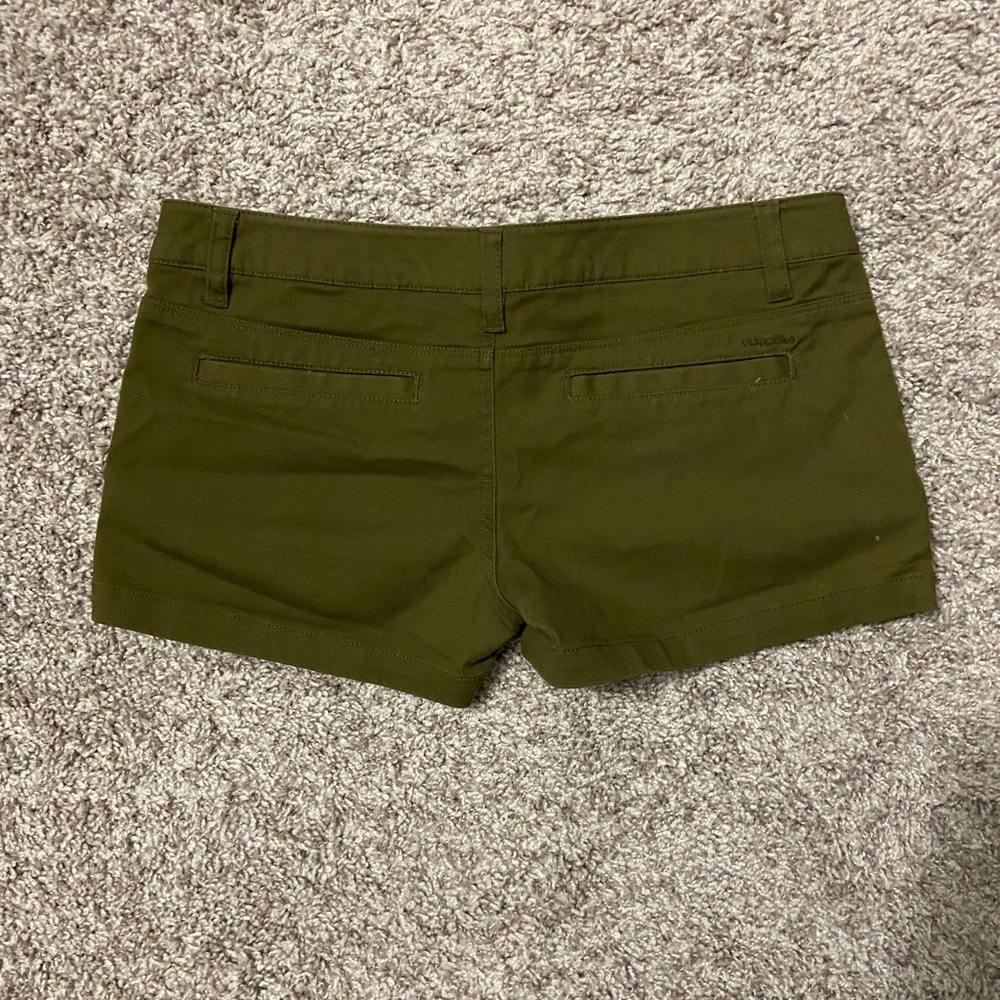 Volcom Shorts - Picture 2 of 2